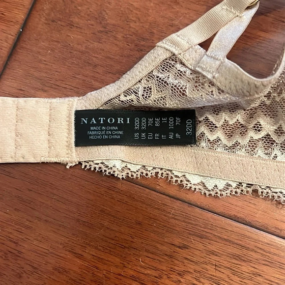 Natori Underwire Bra 32DD - Picture 3 of 3
